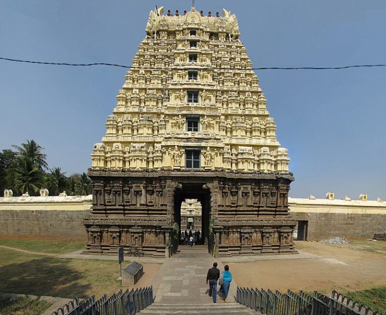 Vellore_Jalakandeswari_Temple